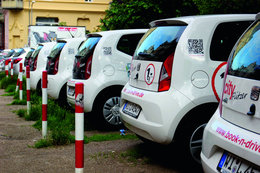 Carsharing ist einer der Gründe für die Entwicklung und Applikation neuer Lacksysteme. Foto: kenny2332 auf Pixabay