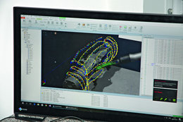 Die virtuell erzeugte Lackierbahn wird am PC überprüft, modifiziert und optimiert, bevor sie auf den realen Lackierroboter übertragen wird. Die virtuell erzeugte Lackierbahn wird am PC überprüft, modifiziert und optimiert, bevor sie auf den realen Lackierroboter übertragen wird.