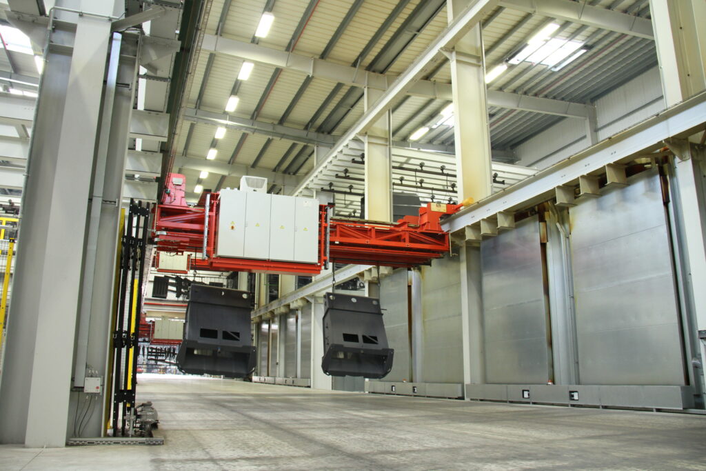 Blick auf die Fördertechnik für große Bauteile