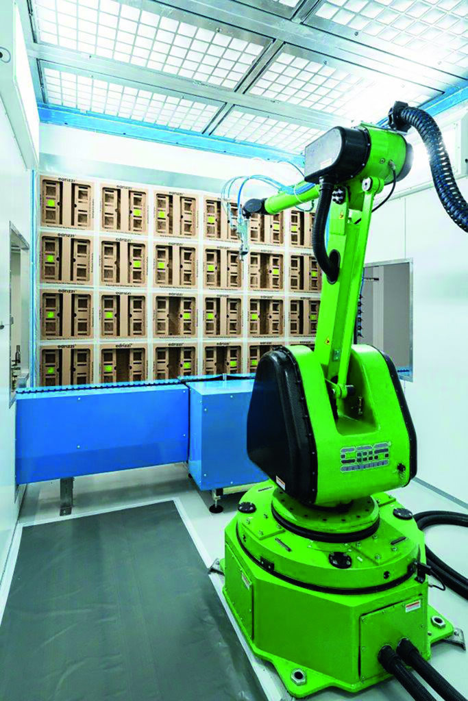 Lackierroboter im Technikum
