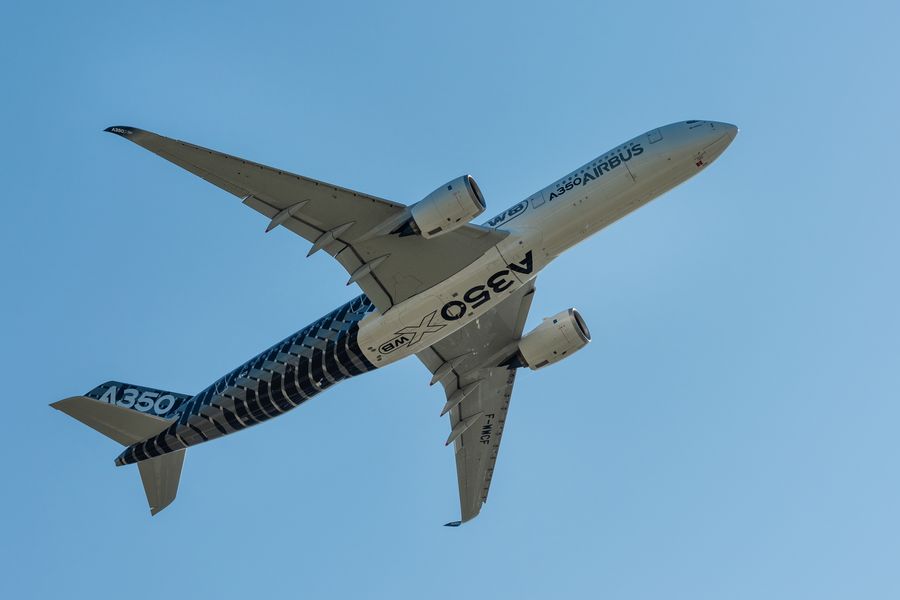 Symbolbild: Ein A350 in der Luft