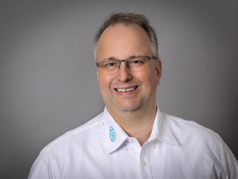 Porträfoto Sascha Allmüller