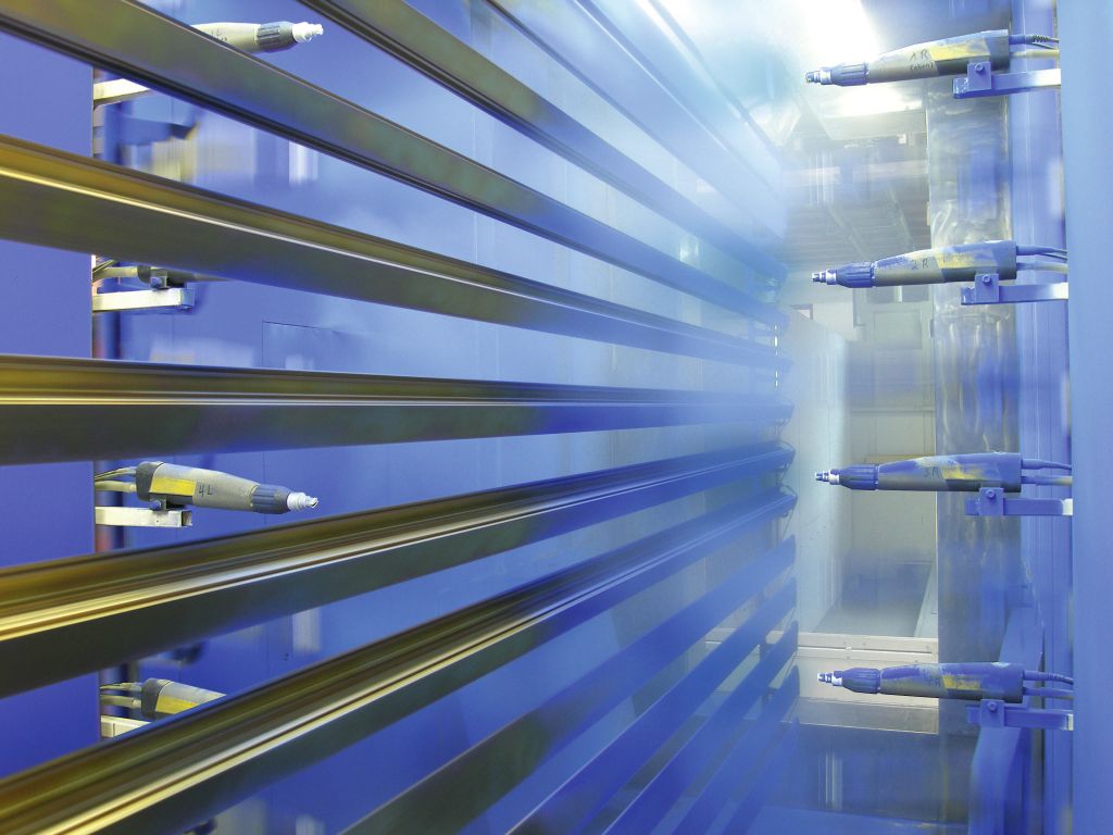 Pulverbeschichtung von Aluminium-Werkstücken