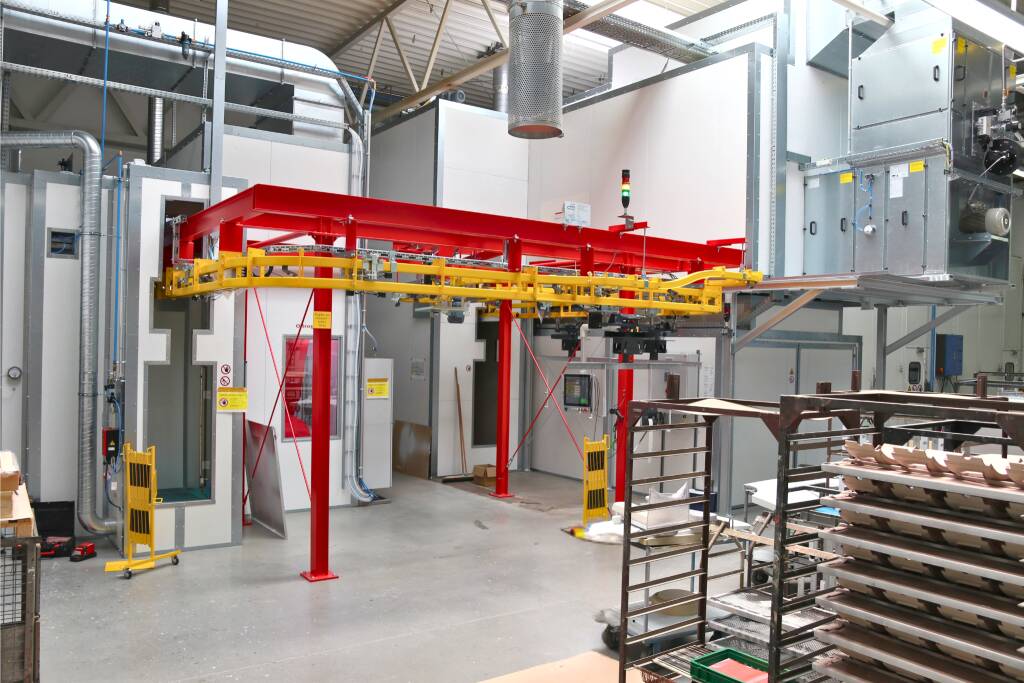 Blick auf die Lackieranlage