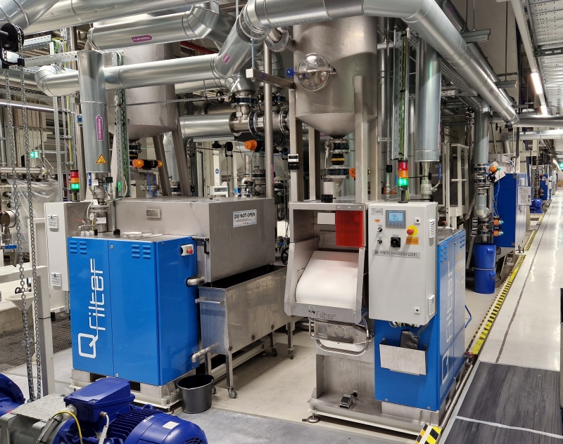 Der Aktiv Vakuumfilter „Q-Filter“ integriert in eine Lackieranlage eines Automobilherstellers.
