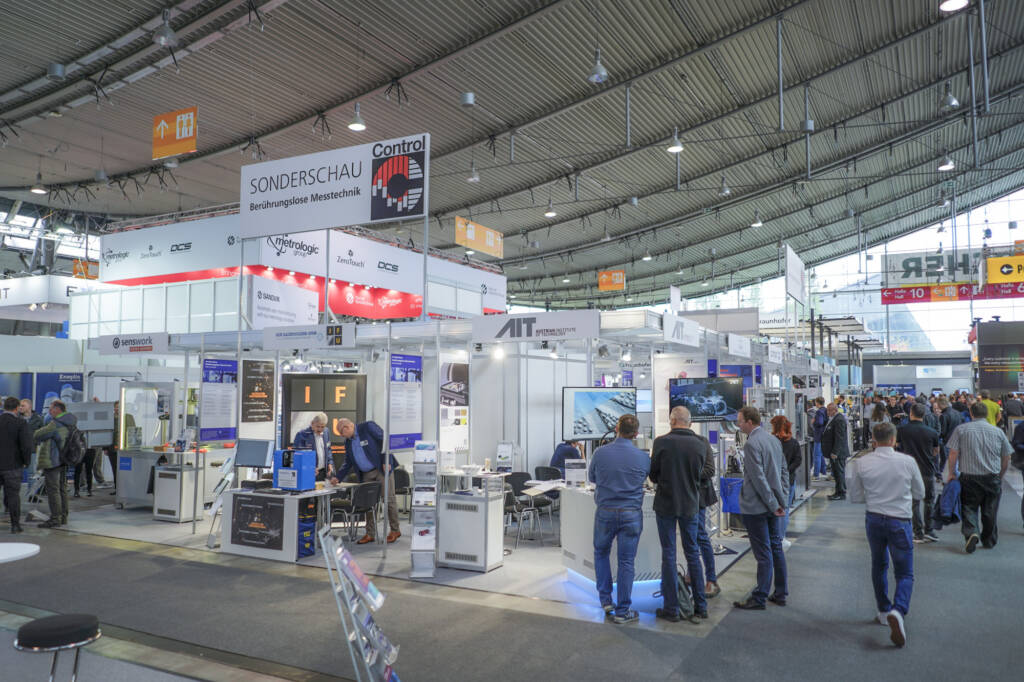 Messestand der Sonderschau »Berührungslose Messtechnik«